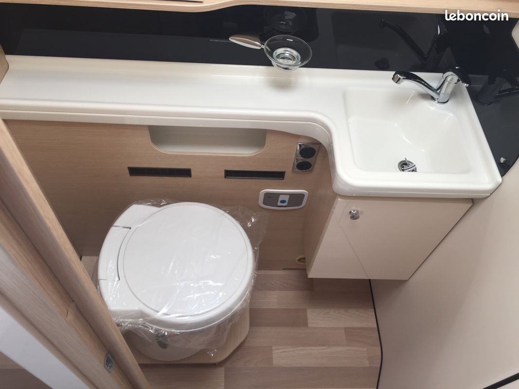 Destockage camping car autostar i730 lc lift privilege (image 7)