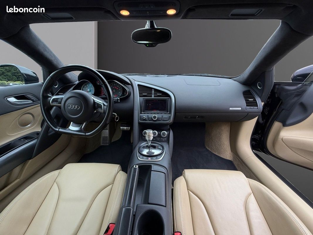 AUDI R8 V8 4.2 FSI QUATTRO 420 R-TRONIC 420Ch - Bang Olufsen - Sièges éléctrique/chauffants - Magnetic Ride - Caméra de Recul - GARANTIE 12 MOIS (image 2)