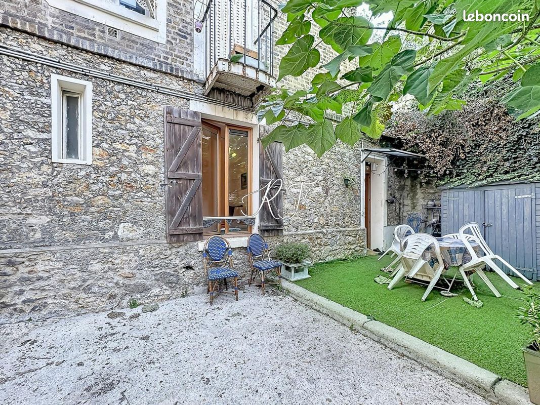 Appartement 1 pièce 28 m² · à Pontoise · 28 m² · 119 000 €