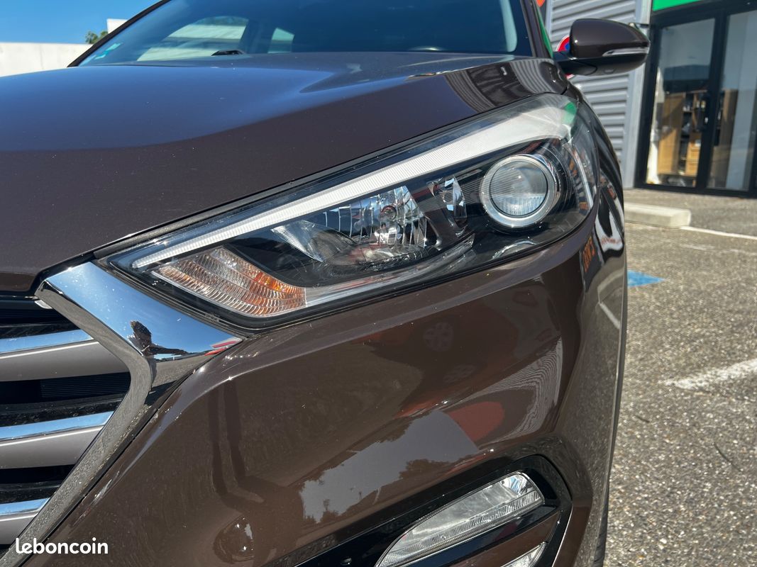 HYUNDAI TUCSON 2.0 T CRDI 135 CH YELLOWSTONE 2WD / CAMERA DE RECUl (image 10)
