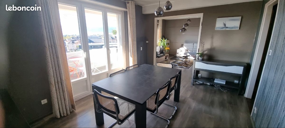 Appartement 3 pièces 77 m² · à Colmar · 77 m² · 180 000 €