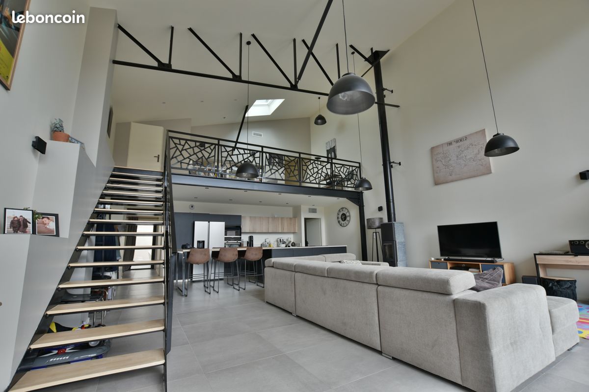 Appartement 5 pièces 178 m² · à Idron · 178 m² · 450 000 €