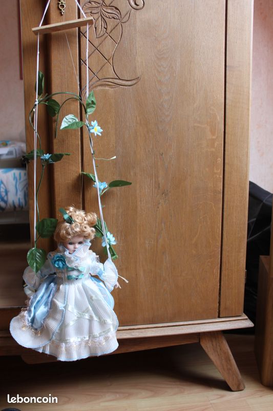 Poupée de collection (image 1)