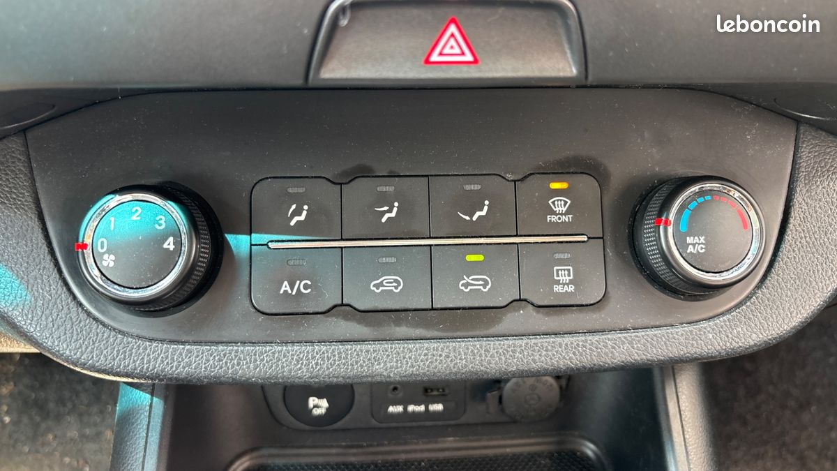 KIA Sportage 1.7 CRDI 2WD DESIGN EDITION (image 20)