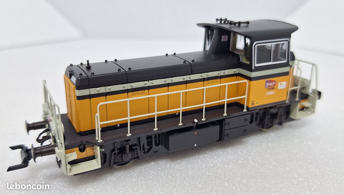 Locomotive ROCO 72607 fret SNCF 39B3 - Modélisme
