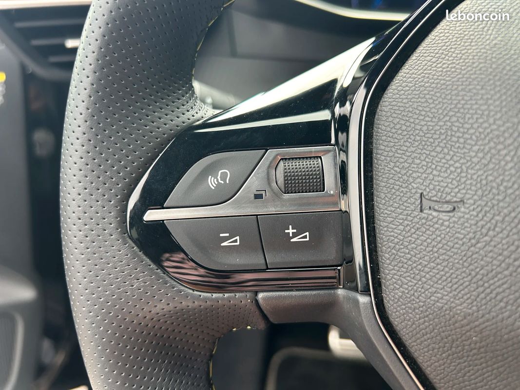 Peugeot 208 II 156ch (e-) GT PRIME - Carplay - Entretien Ok - Très bon état - (image 31)