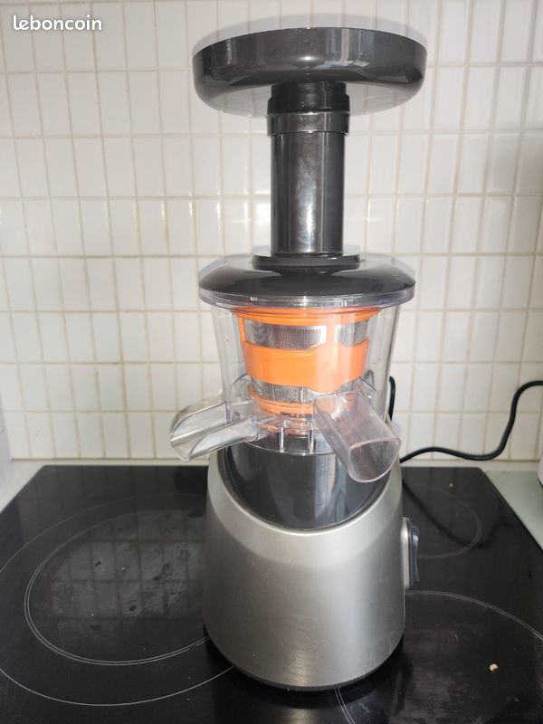 Ss-9100045011 bec verseur robinet de presse-agrumes vitapress MOULINEX Ss-9100045011 bec verseur robinet de presse-agrumes vitapress MOULINEX