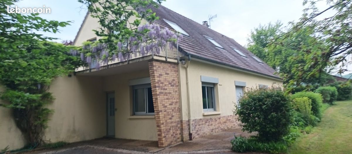 Maison 9 pièces 209 m² · à Rainvillers · 209 m² · 330 000 €