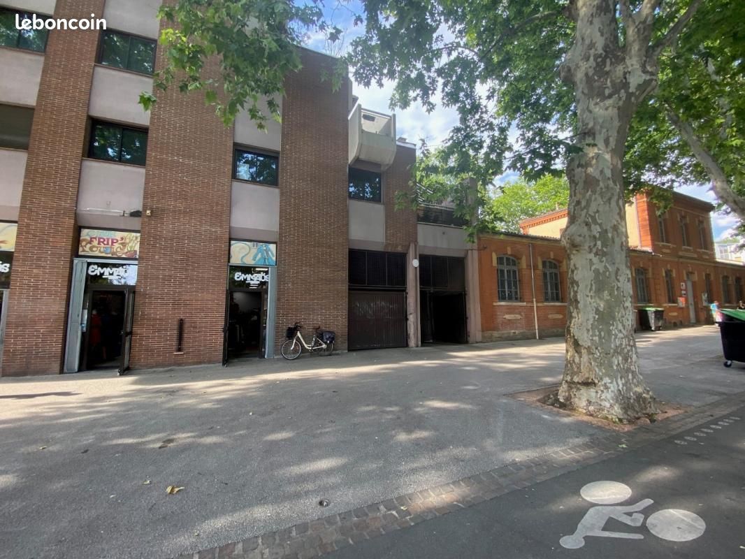 Parking Toulouse · 70 €/mois