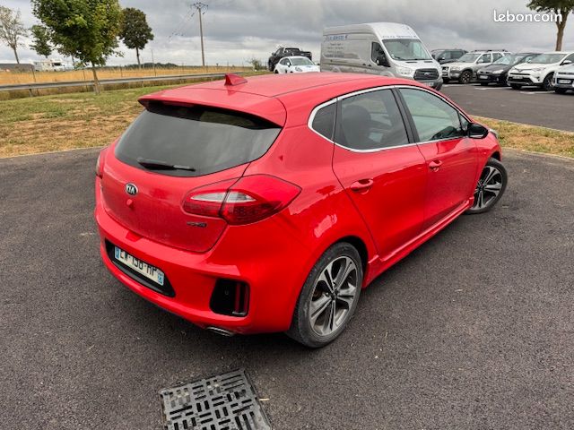 Kia ceed iii (2) 1.0 t-gdi 120 isg gt line (image 3)