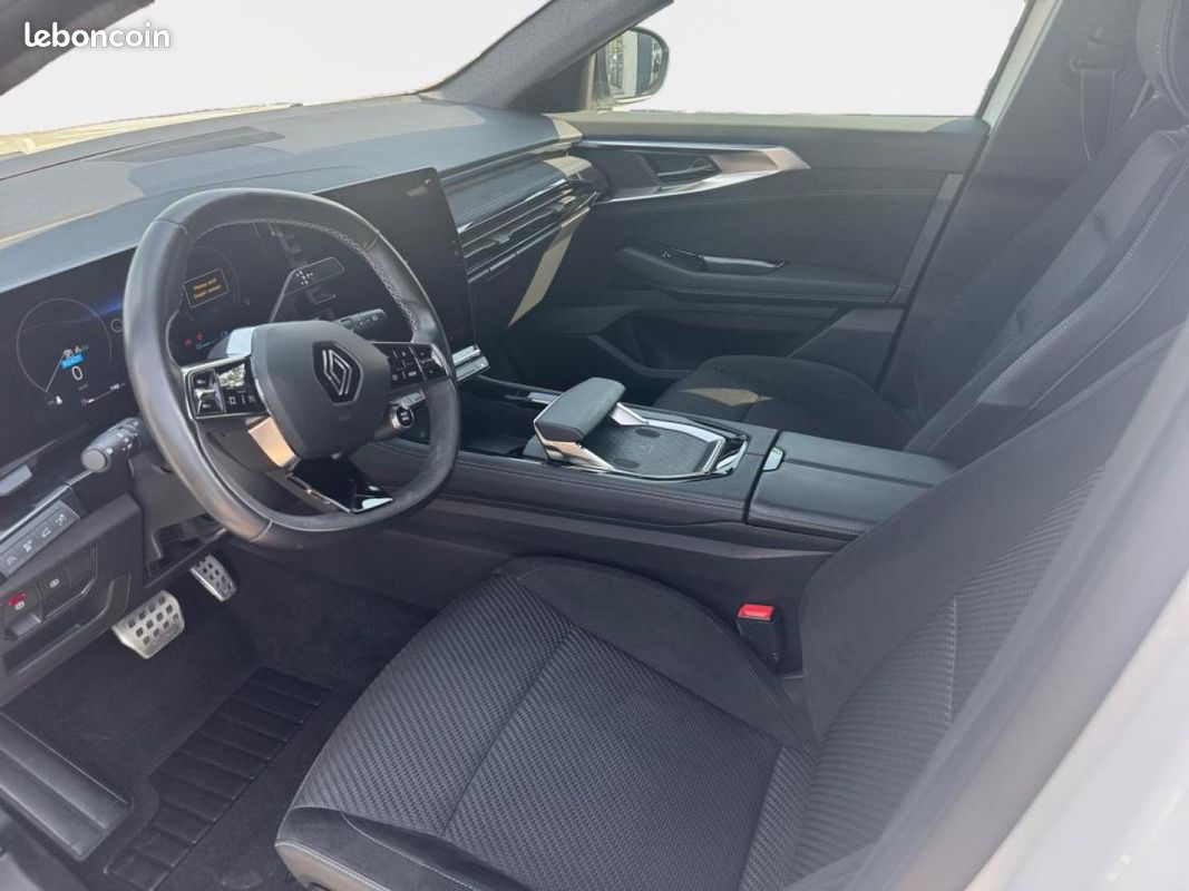 Renault Austral 1.2 E-Tech full hybrid 200ch Techno esprit Alpine - 23 (image 19)