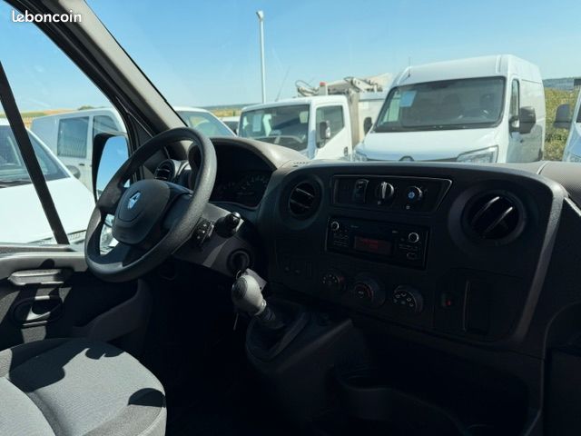 19990 HT - RENAULT Master L3H2 TPMR 4 Fauteuils roulants DCI 110 Grand Confort 2,3 L - 05/2017 - 26500 kms (image 7)