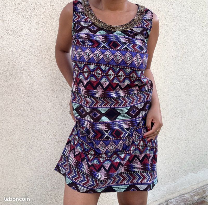Robe manches courtes strass sequins bohème Vintage Itgirls Copenhague style multicolore (image 1)