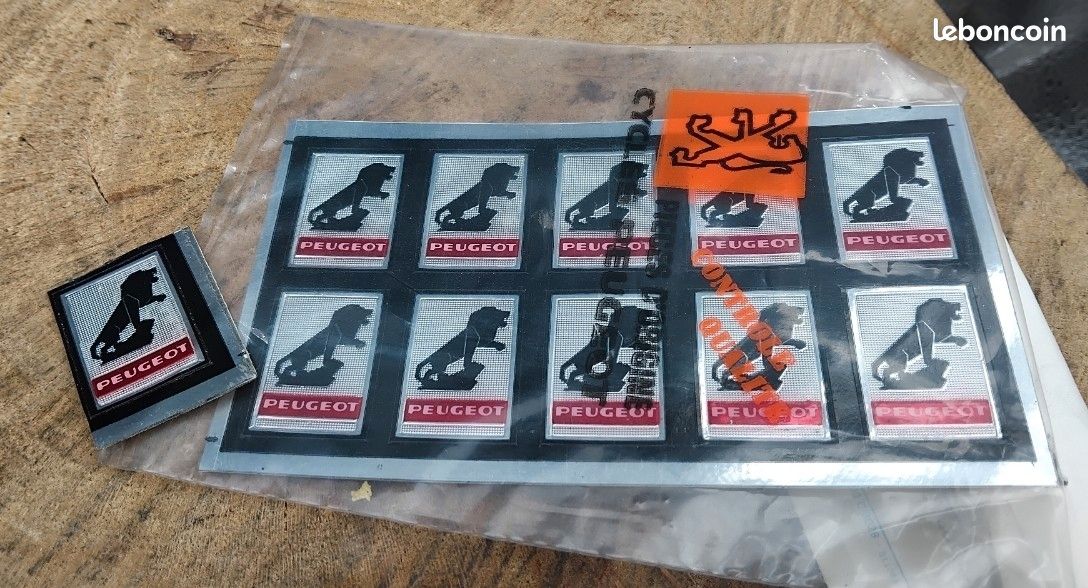 Lot De 2 Autocollants Vintage AP Course - Décalcomanies Anciennes - Stock Neuf