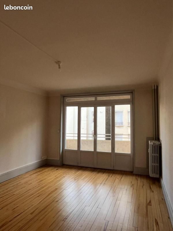 Appartement 2 pièces 61 m² · à Saint-Étienne · 61 m² · 650 €