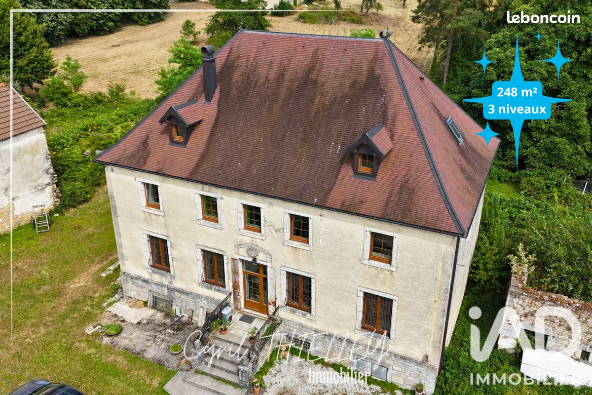 Maison 15 pièces 248 m² · à Fourg · 248 m² · 439 000 €