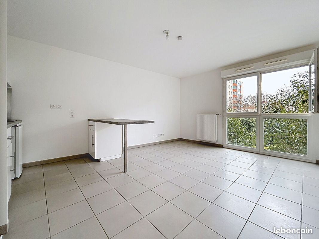 Appartement 1 pièce 28 m² · à Villeurbanne · 28 m² · 525 €/mois