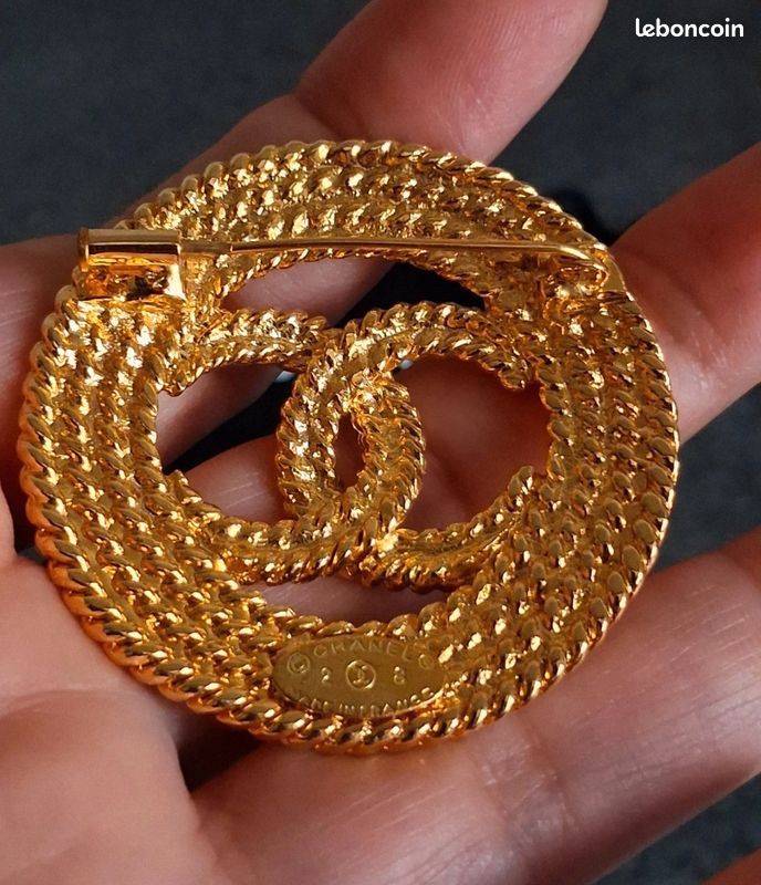 Magnifique grande broche Chanel authentique (image 4)