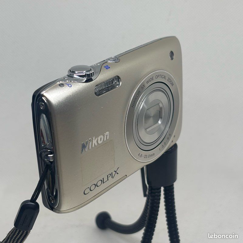 Appareil Photo Numérique Nikon Coolpix S3100 14 MP - Occasion Fonctionnel - Argent