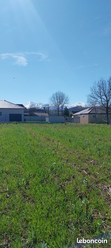 Terrain a bâtir · à Arcizac-Adour · 94 900 €