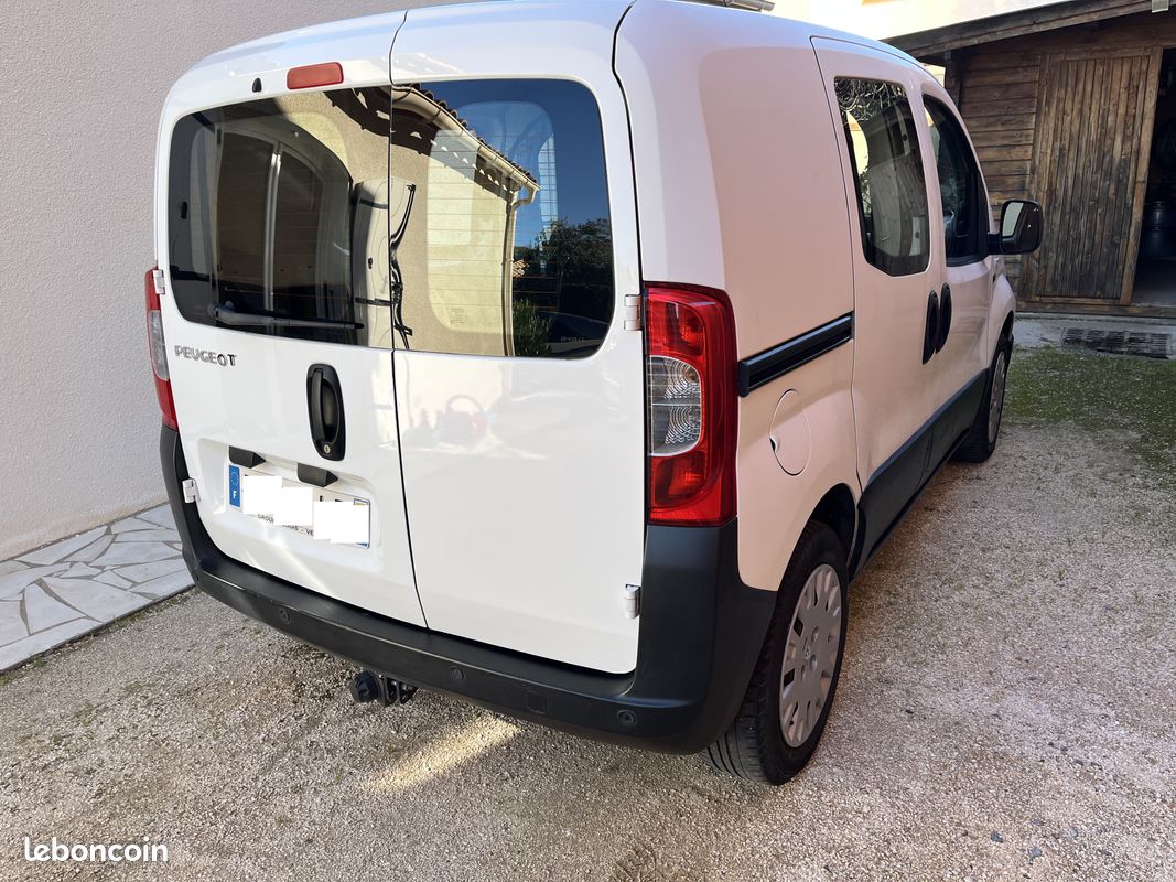 Peugeot Bipper 1.3 Hdi 75 Cv Pack Clim Porte latérale (image 2)