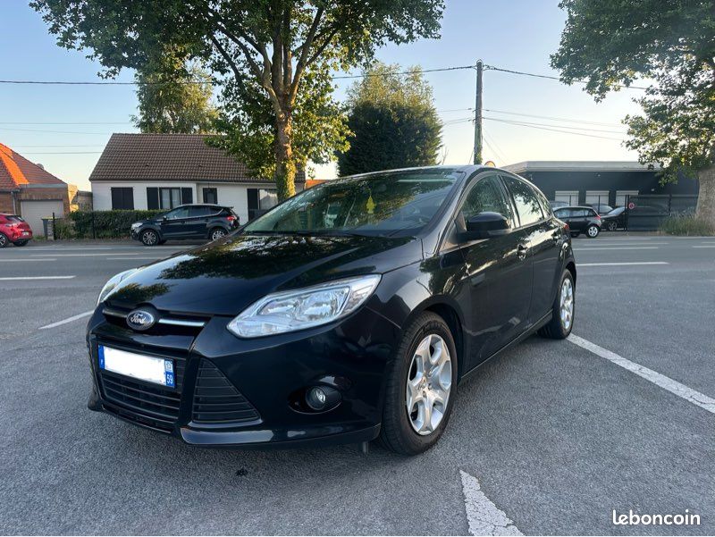 Ford focus diesel 1ere main ct ok garantie (image 1)