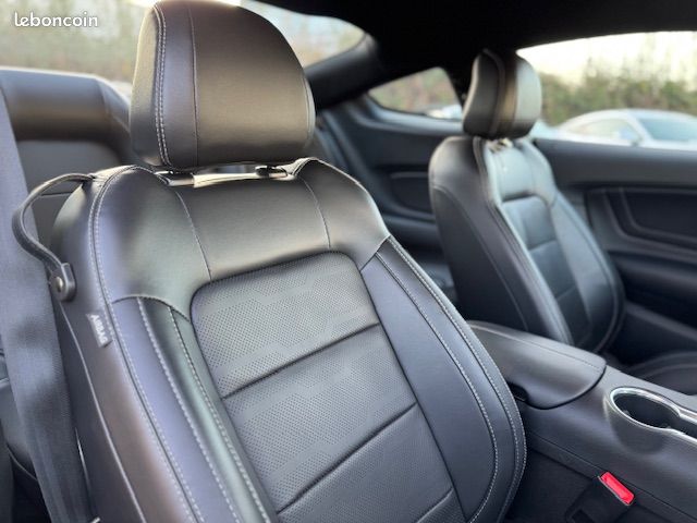 FORD MUSTANG V8 5.0 GT FASTBACK PHASE 2 BOITE AUTOMATIQUE PACK PREMIUM 10817 KMS * DISPONIBLE ET VISIBLE SUR NOTRE PARC * 51900 eur (image 4)