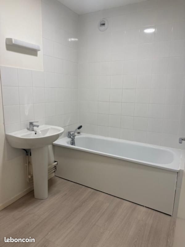 Appartement 4 pièces 78 m² · à Charleville-Mézières · 78 m² · 557 €/mois