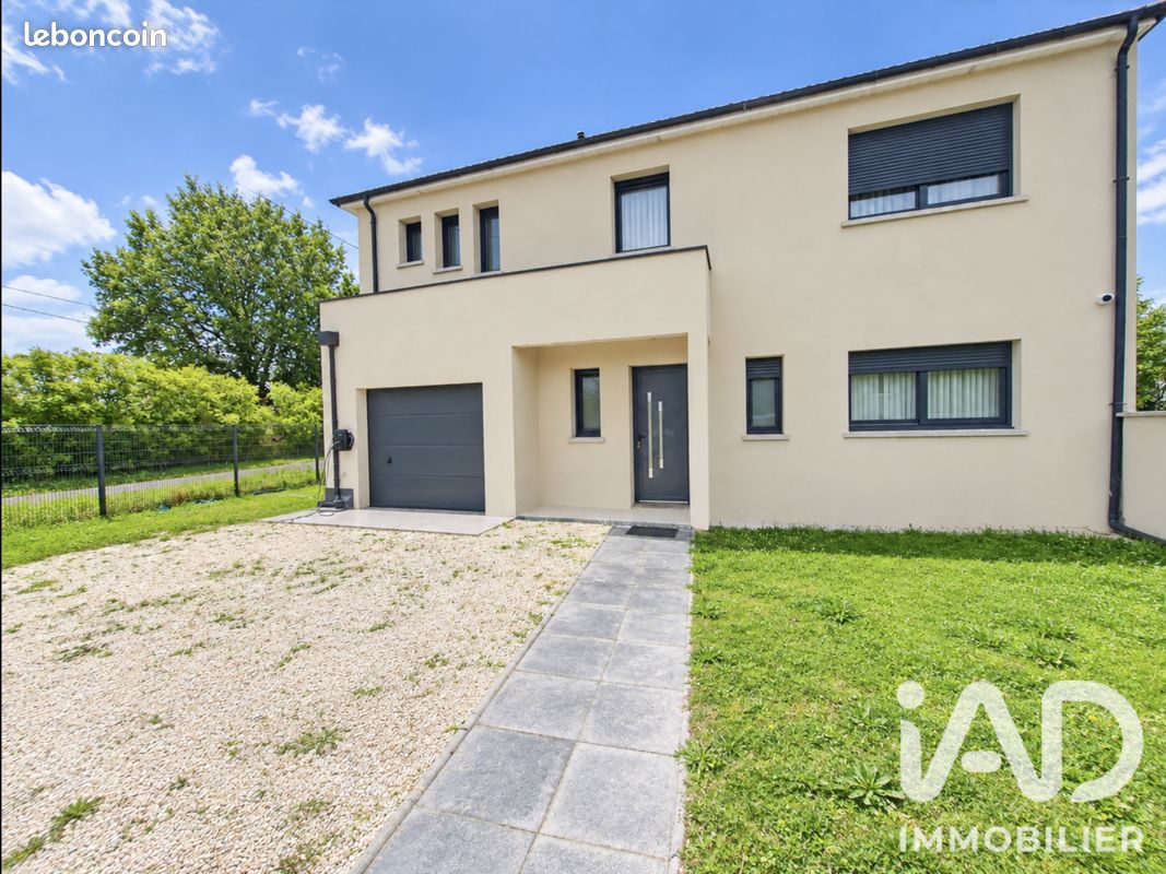 Maison 7 pièces 128 m² · à Ingré · 128 m² · 343 000 €