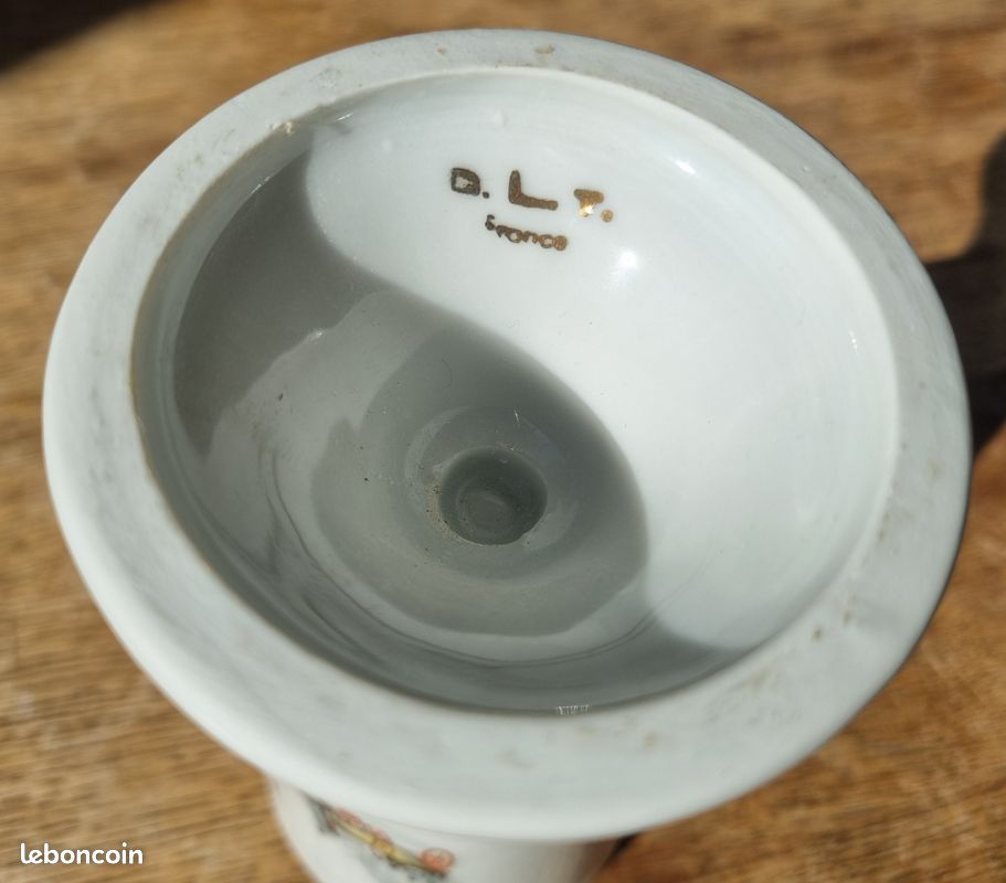 Grand Mazagran Porcelaine Noël signé (image 2)
