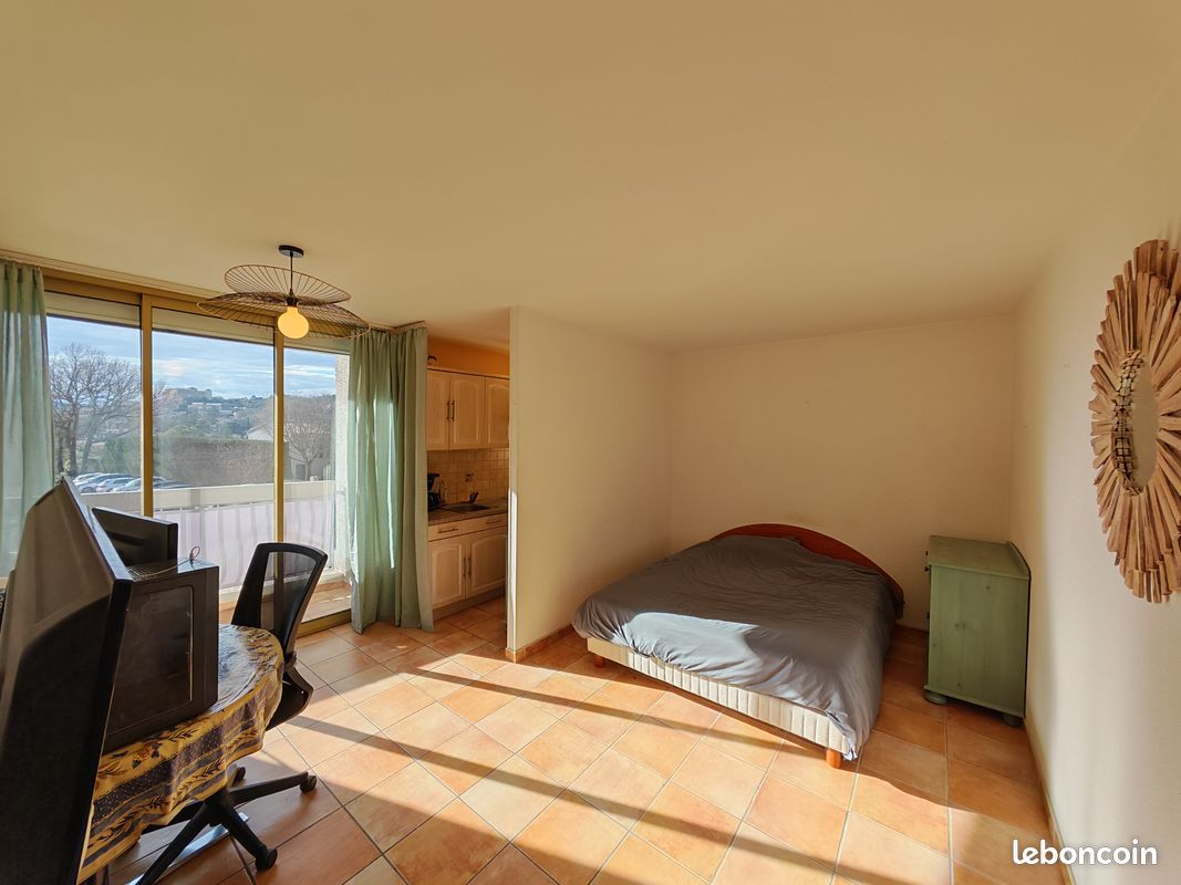 Appartement 1 pièce 30 m² · à Gréoux-les-Bains · 29,6 m² · 82 900 €