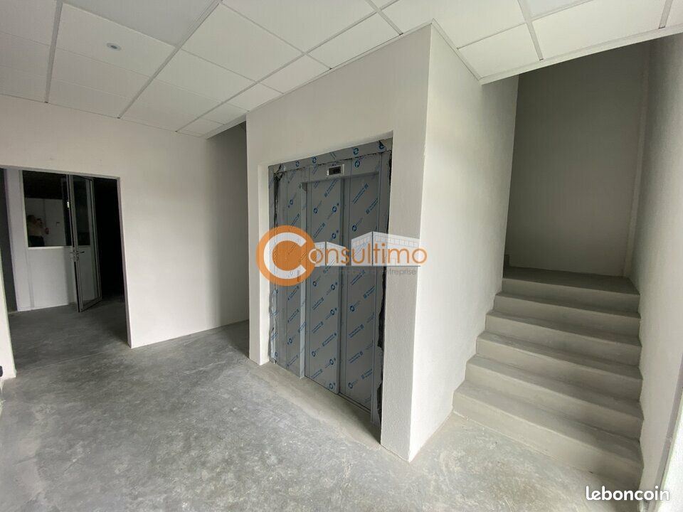 LOCAL D'ACTIVITE 782 m² MIOS (image 7)