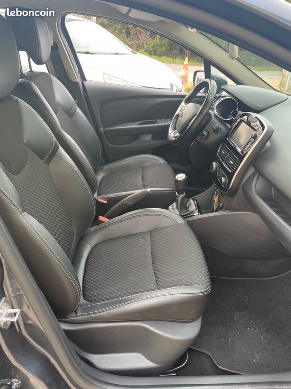RENAULT Clio IV 4 tce 90 Chx essence INTENS GPS semi cuir 91200 kms (image 5)