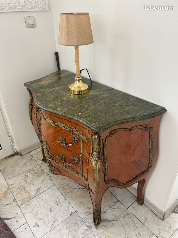 Commode style Louis XV – Plateau en marbre vert – Bronzes (image 2)