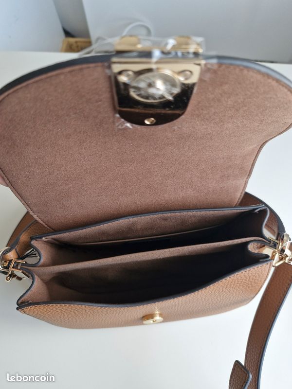 Petit Sac Bandoulière Furla Julia En Cuir Saffiano - Couleur Or - Neuf Avec étiquettes - Années 2010