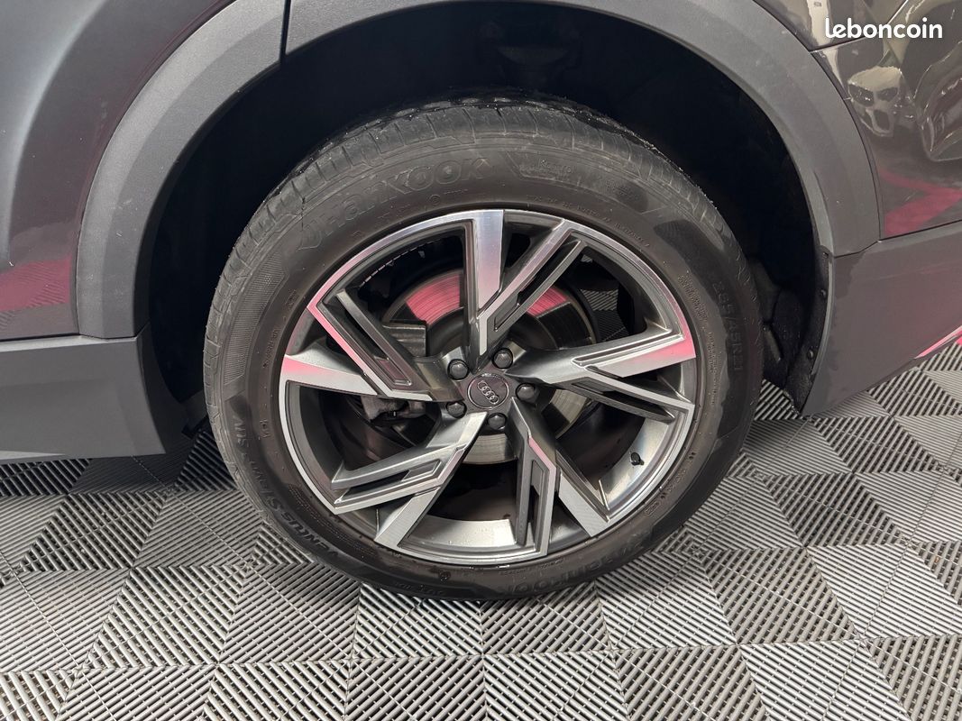 AUDI Q8 Q8 45 TDI 231 Tiptronic 8 Quattro / CarPlay / Caméra de recul / Sièges éléctriques (image 31)