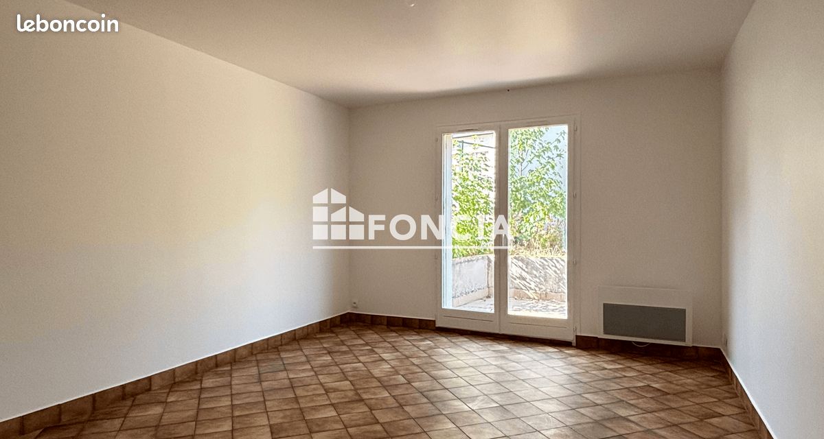 Appartement 3 pièces 65 m² · à Étampes · 65 m² · 999 €