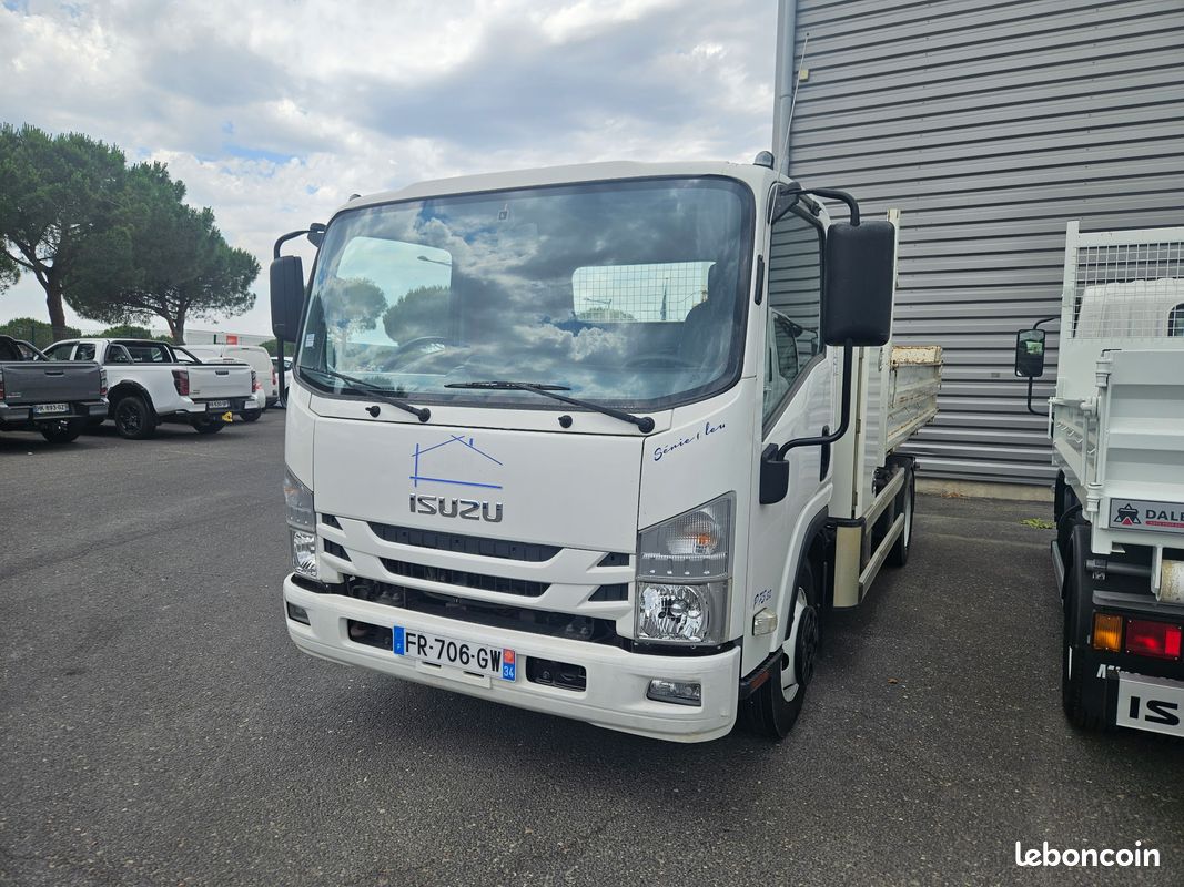 ISUZU P75 5L2 190Ch Ch (image 1)