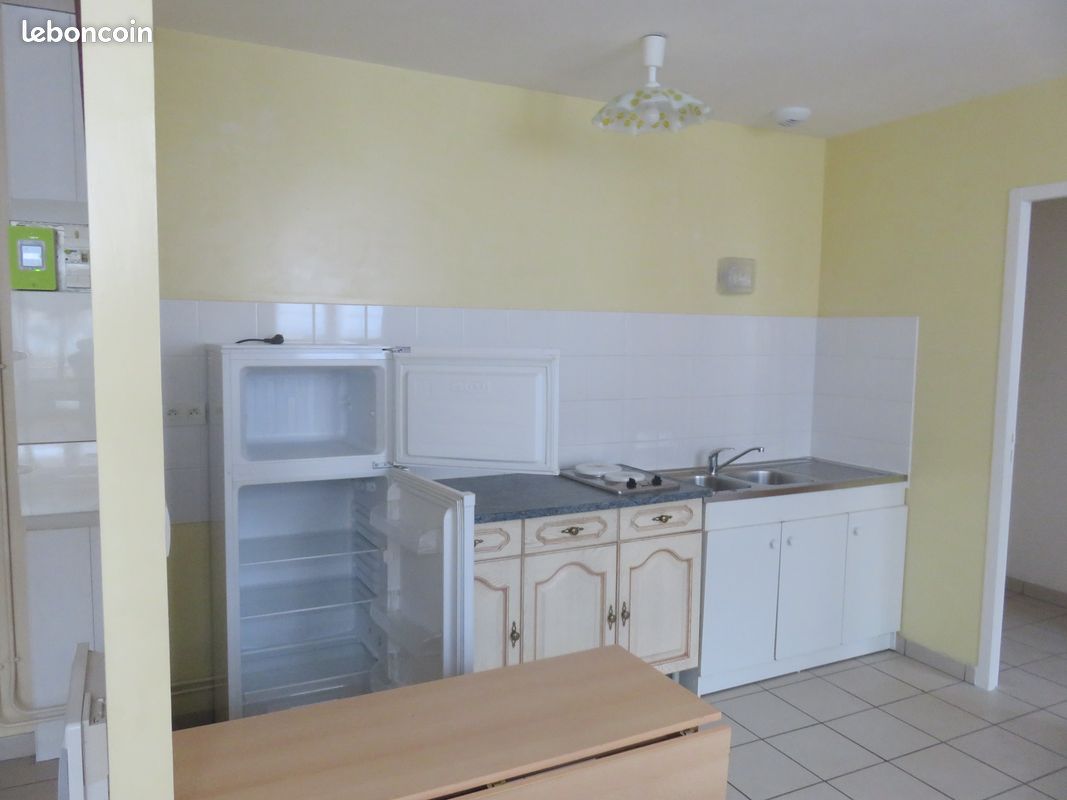 Appartement 2 pièces 36 m² · à Saint-Étienne · 36 m² · 360 €