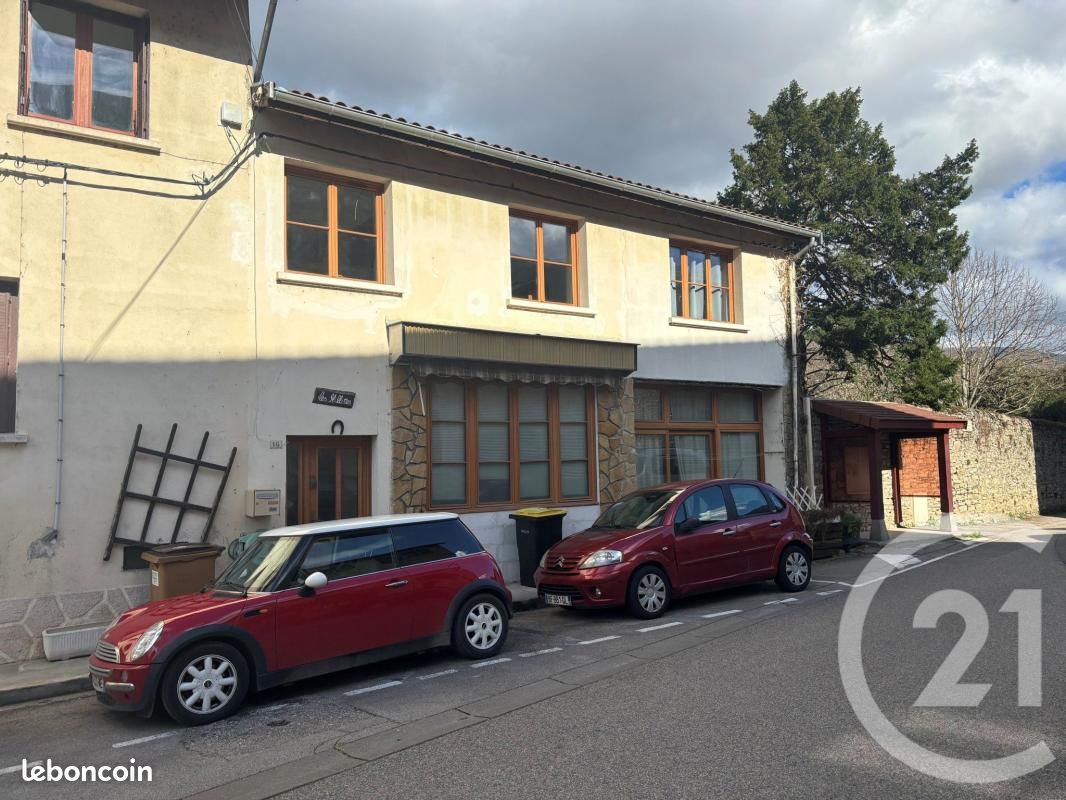 Maison 5 pièces 88 m² · à Vertrieu · 88 m² · 125 000 €