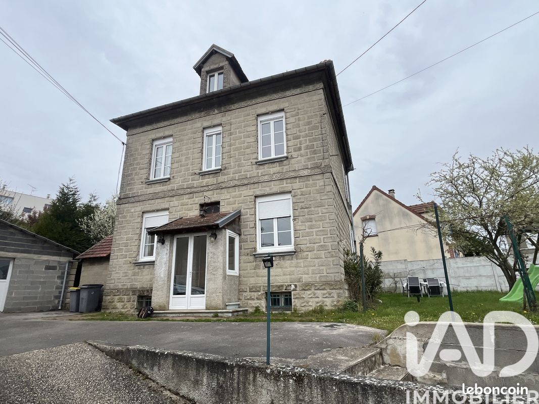 Maison 8 pièces 145 m² · à Beauvais · 145 m² · 249 000 €