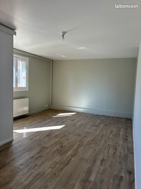 Appartement 5 pièces 96 m² · à Mérignac · 96 m² · 820 €/mois