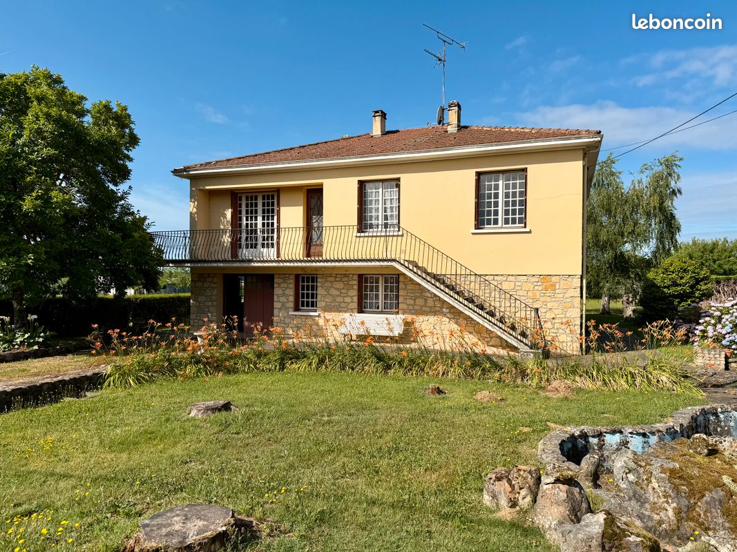 Maison 6 pièces 164 m² · à Bergerac · 164 m² · 140 000 €