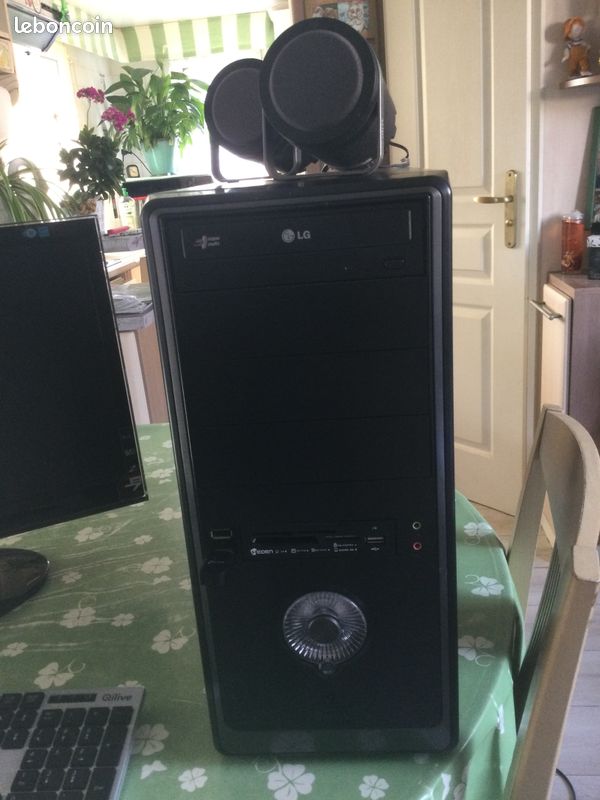 PC Tour + Ecran Samsung + Imprimante HP (image 1)