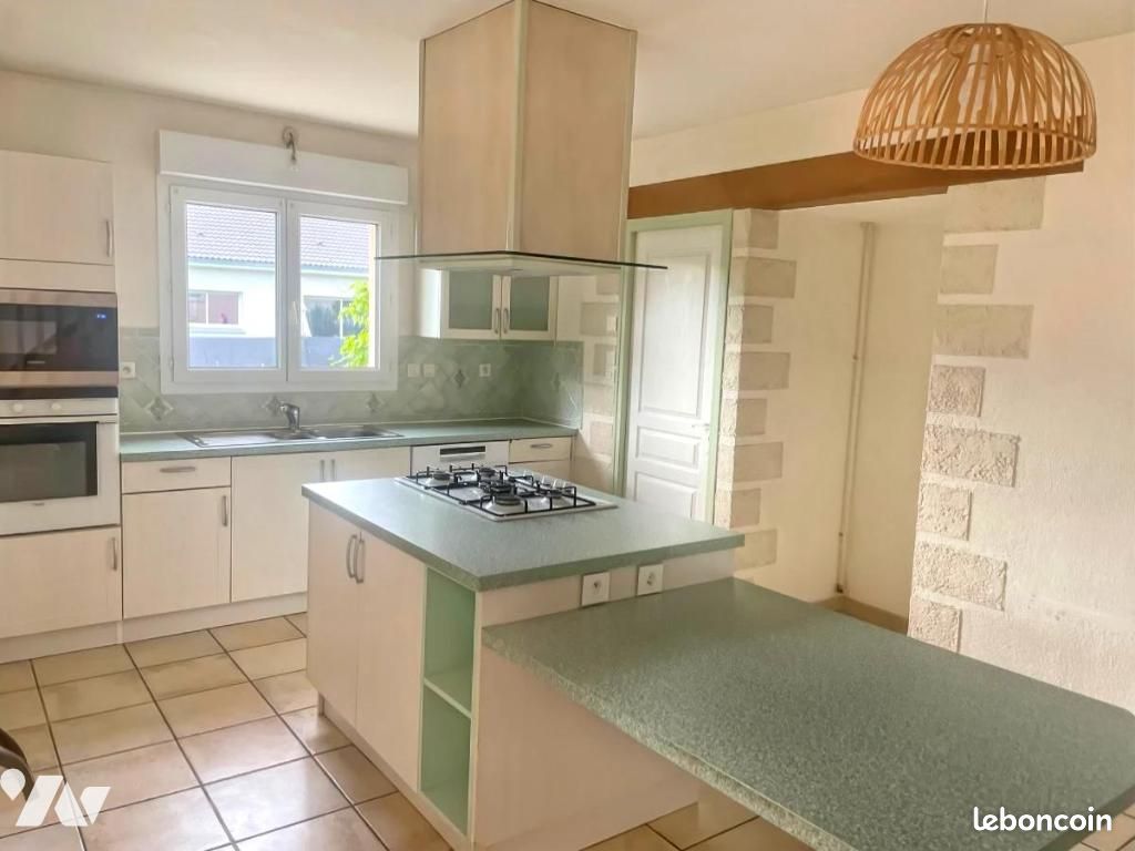 Maison 121 m² · à Samognat · 121 m² · 1 200 €/mois