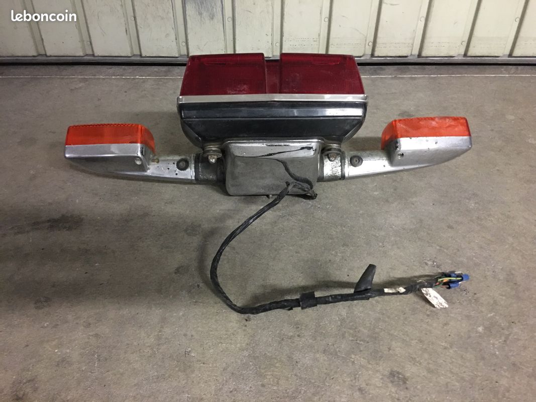 Véritable feu arrière 1980 Honda 1000 GL K4 (image 3)