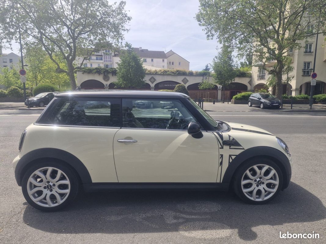 MINI HATCH R56 1.6 D - 110 Cooper (image 4)