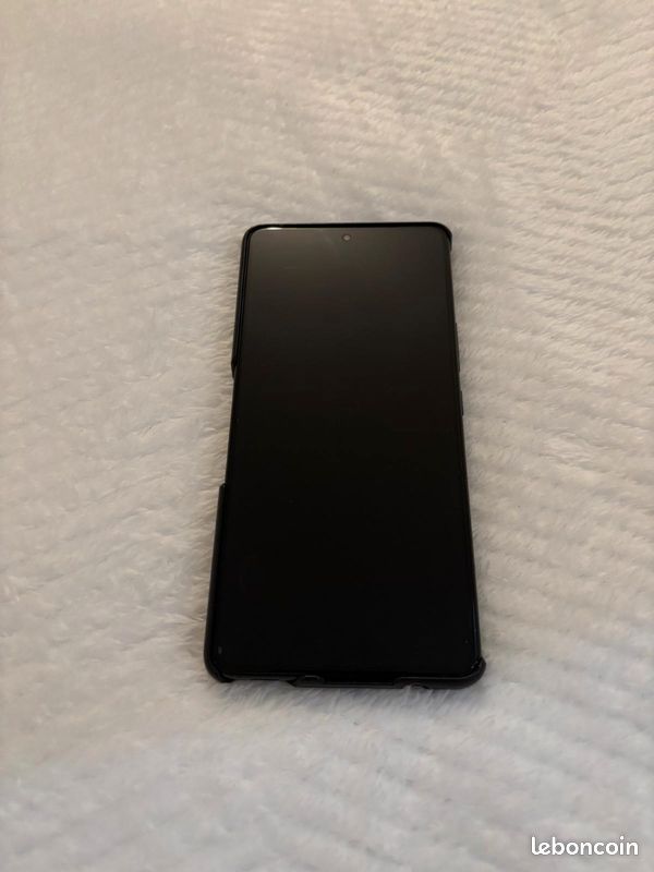 Asus rog Phone 9 pro (image 10)