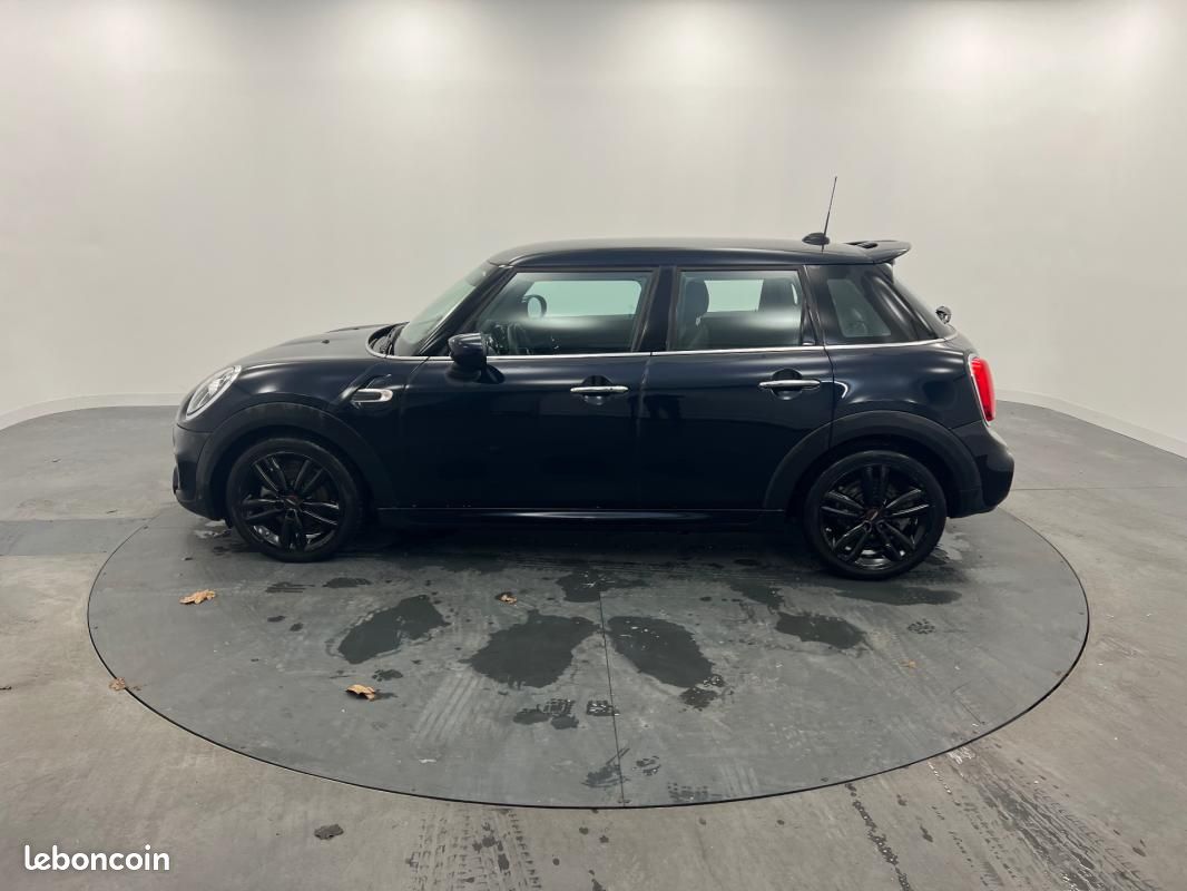 Mini 5 portes HATCH F55 LCI Cooper 136 ch BVA7 Finition John Works (image 2)
