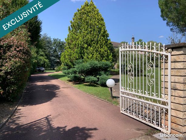 Propriété 5 pièces 170 m²